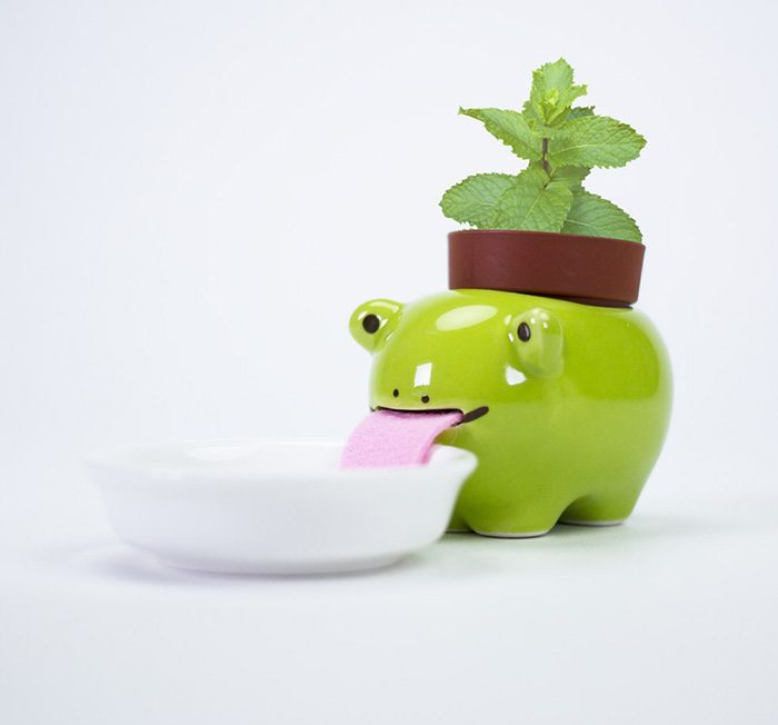 These Animal Planters Keep Themselves Hydrated By Drinking From Their  Little Water Bowls | Home Design, Garden & Architecture Blog Magazine