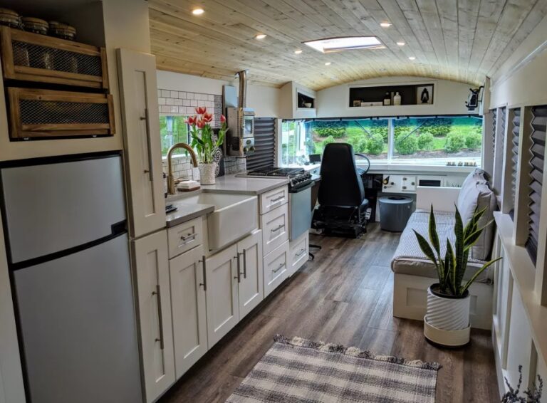 This Converted School Bus Is A Cozy Tiny Home On Wheels 