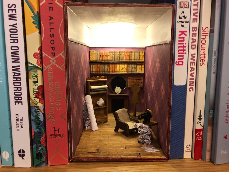 Fantasy Booknook  Book nooks, Harry potter room, Bookshelf art