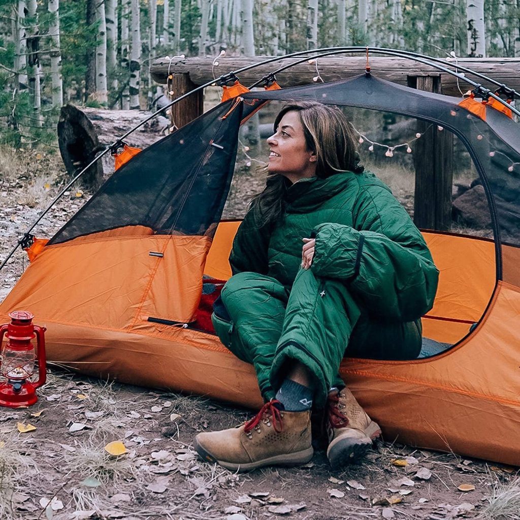 This Walking Sleeping Bag Onesie Lets You Walk Around While Wearing It ...