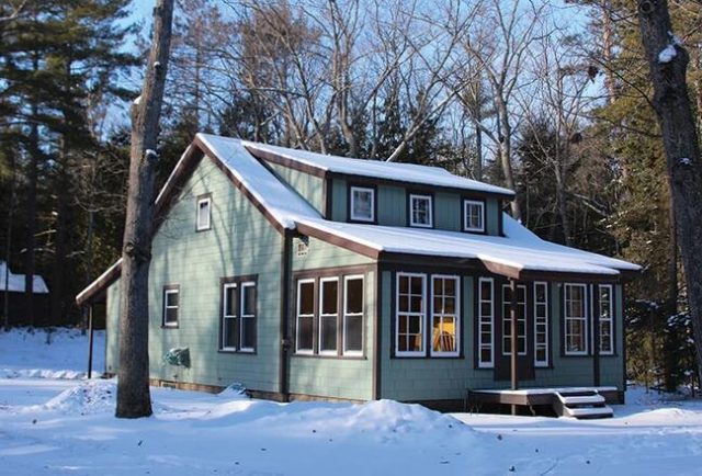 Amazing Vintage Sears Cottage Transports Visitors Back in Time
