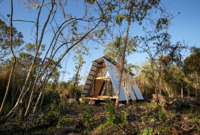The Galapagos Islands: Home to the Beautiful Sula Prefabricated Home by Architect Diana Salvador