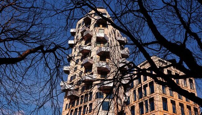 Snøhetta’s Mixed-use Building In Oslo Performs With Net-zero Energy 