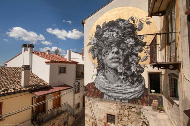 Street Art Festival Breathes New Life Into Semi-Abandoned Italian Town